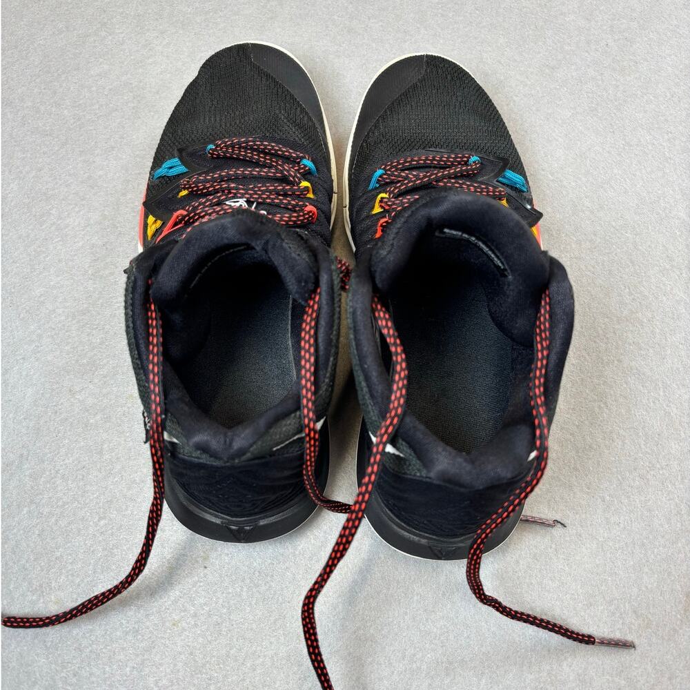 Nike Kyrie 5 Friends‎ Size 6Y (Womens 7.5) Basketball Sneakers Shoes AO2918-006 - Picture 7 of 10